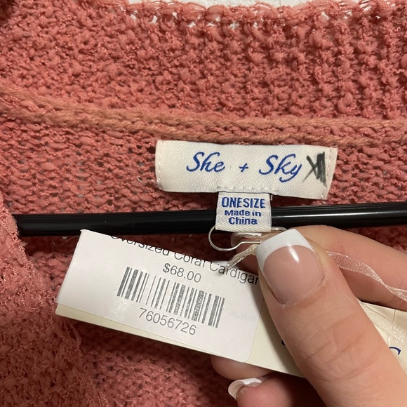 She + Skye Oversized Buttons Coral Cardigan Sweater NWT - Picture 2 of 11